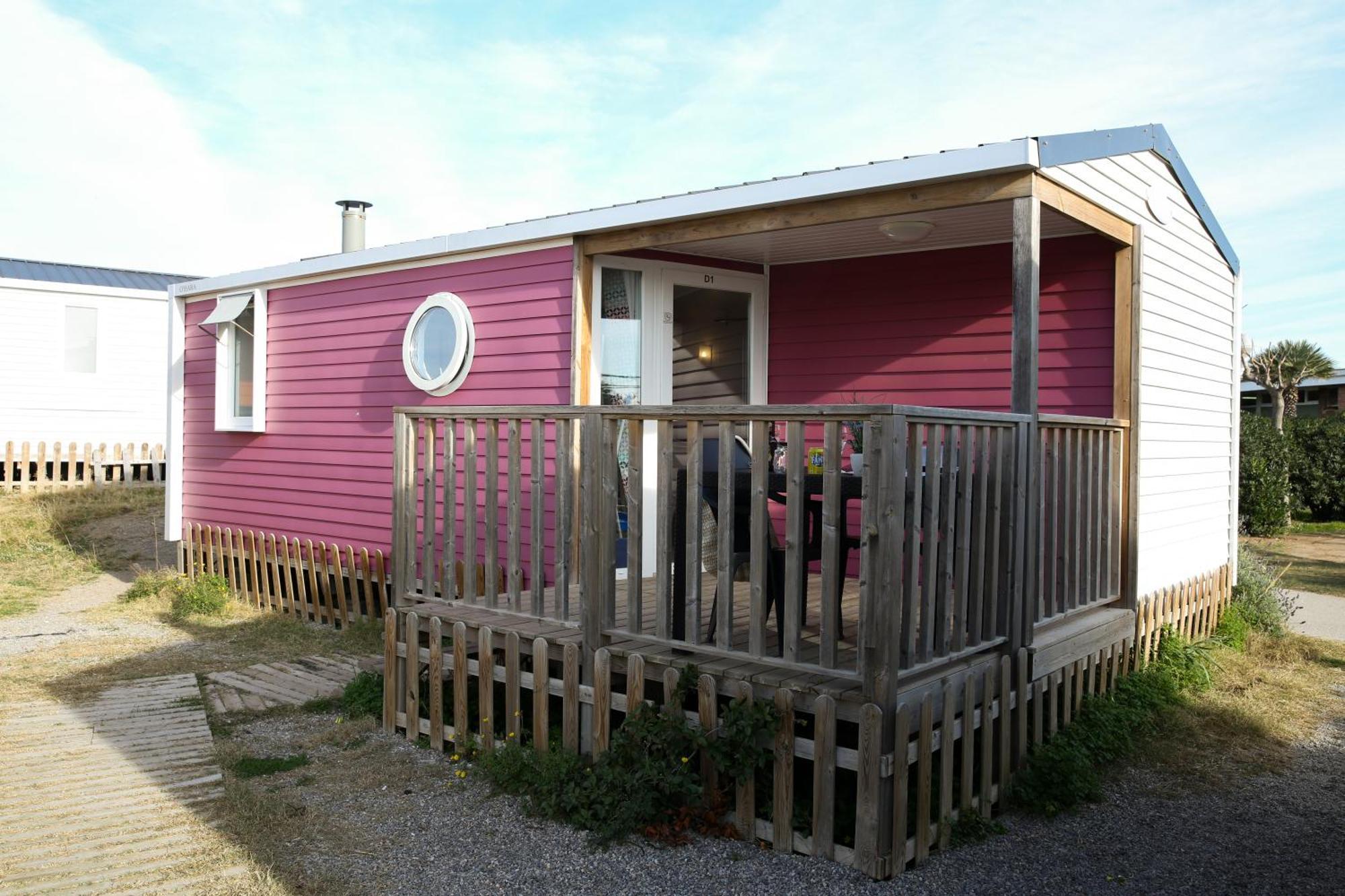 Camping 3 Estrellas Gavà Стая снимка