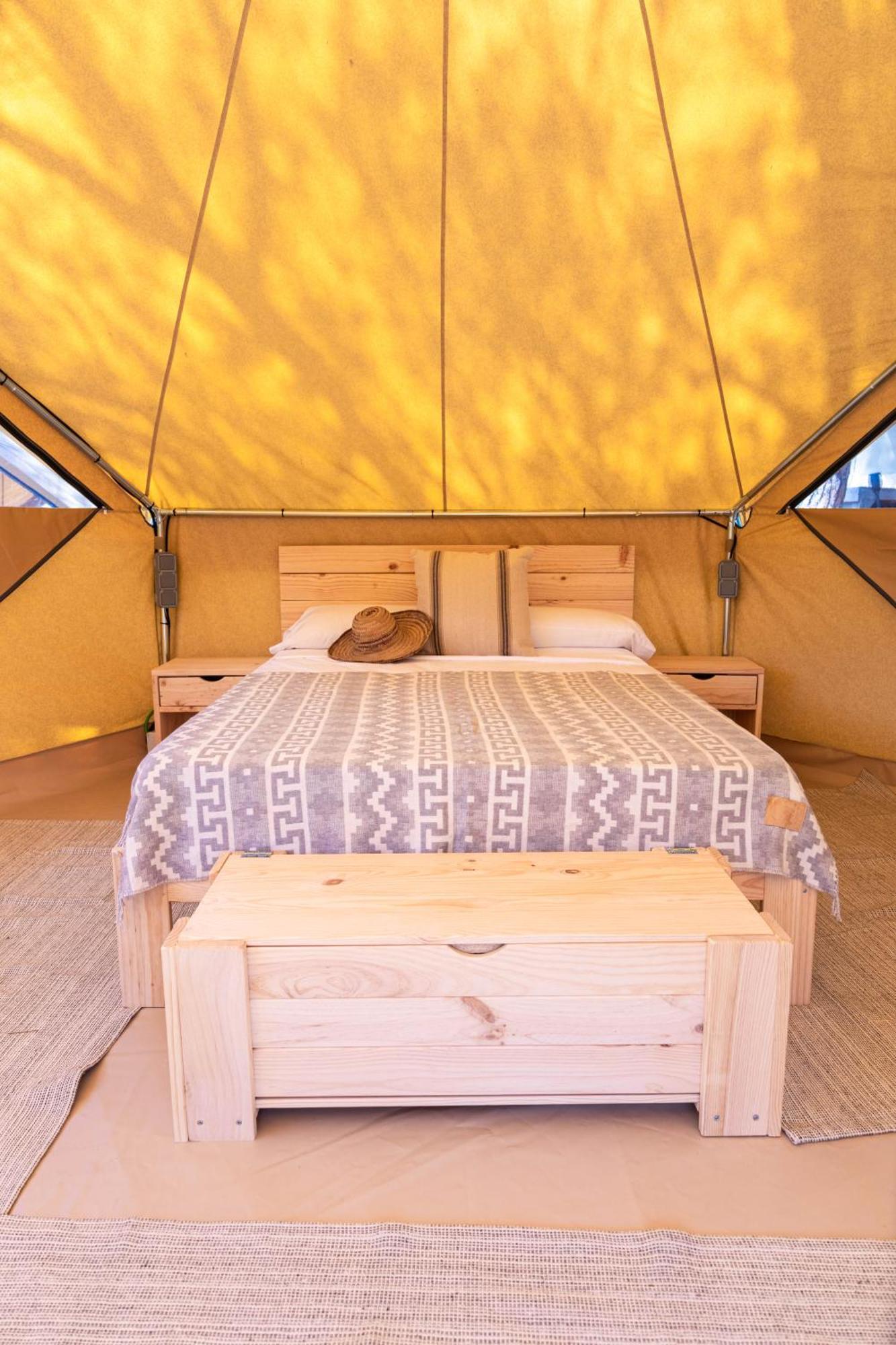 Camping 3 Estrellas Gavà Екстериор снимка